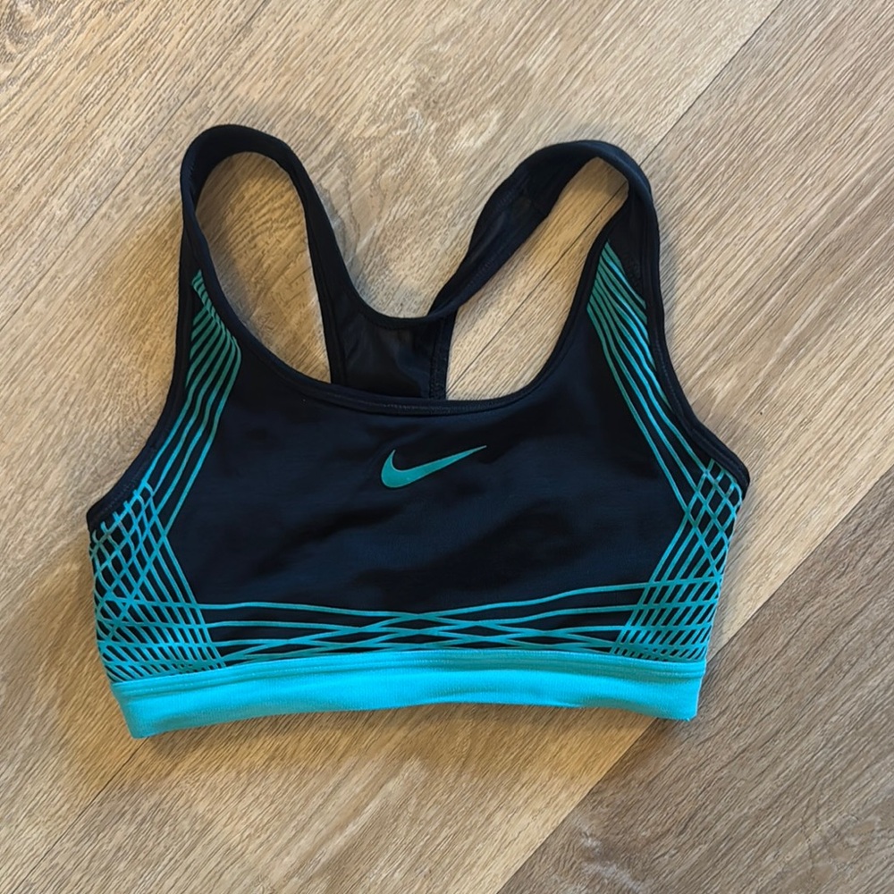 Nike Women's Black and Teal Sports Bra